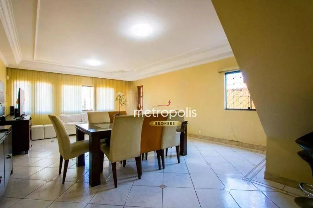 Casa, 3 quartos, 288 m² - Foto 2