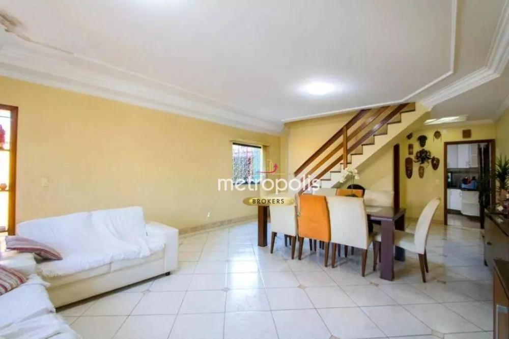Casa, 3 quartos, 288 m² - Foto 1