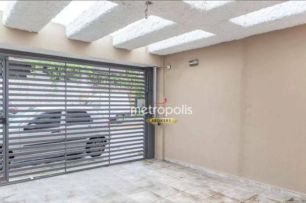 Sobrado à venda com 3 quartos, 140m² - Foto 1