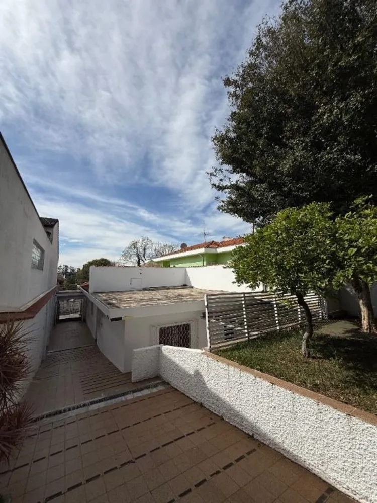 Casa, 3 quartos, 231 m² - Foto 1