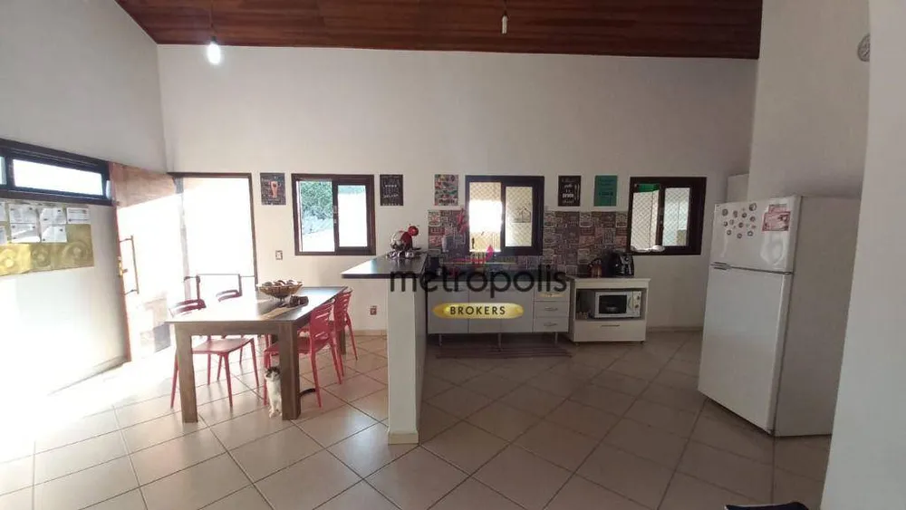 Casa, 5 quartos, 290 m² - Foto 4