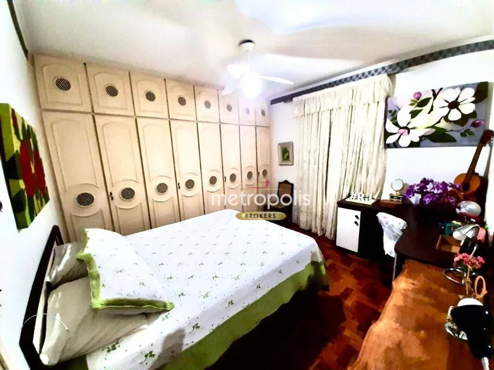 Sobrado, 3 quartos, 464 m² - Foto 1