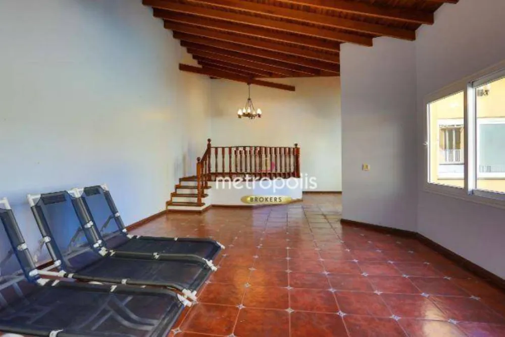 Sobrado, 4 quartos, 680 m² - Foto 2