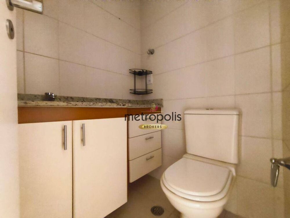 Apartamento para alugar com 2 quartos, 64m² - Foto 9