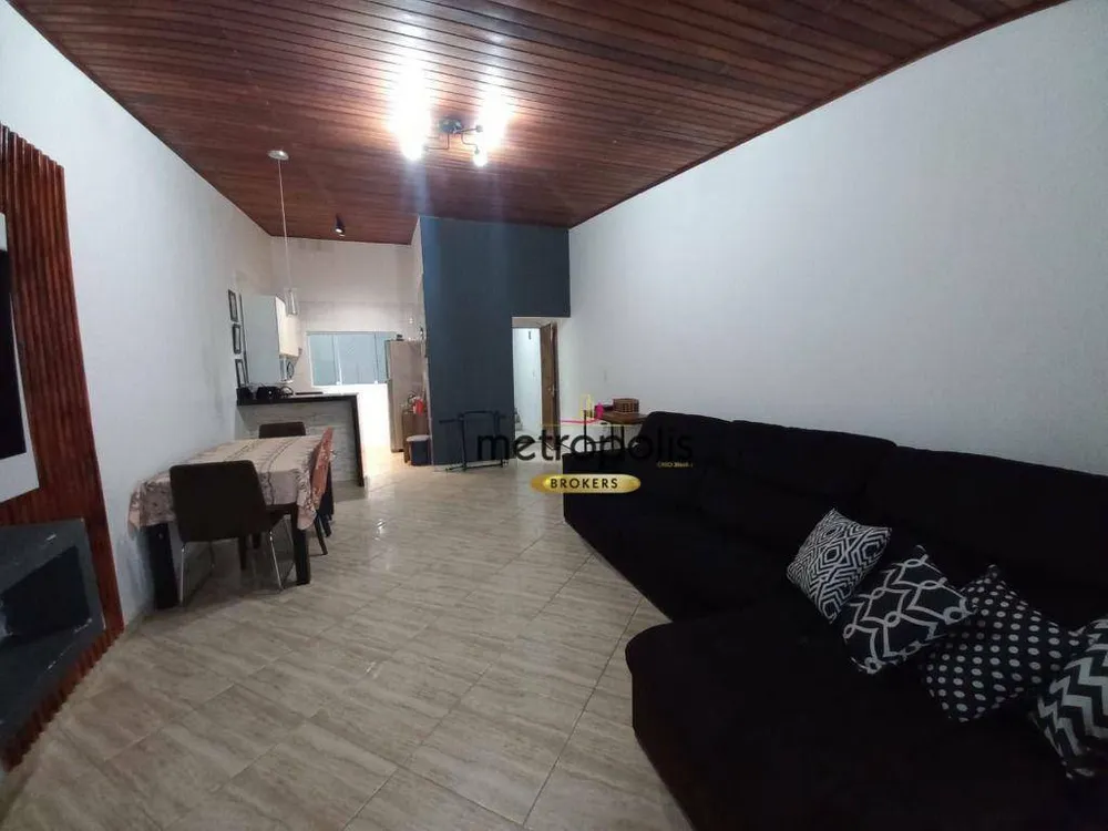 Sobrado, 3 quartos, 227 m² - Foto 2