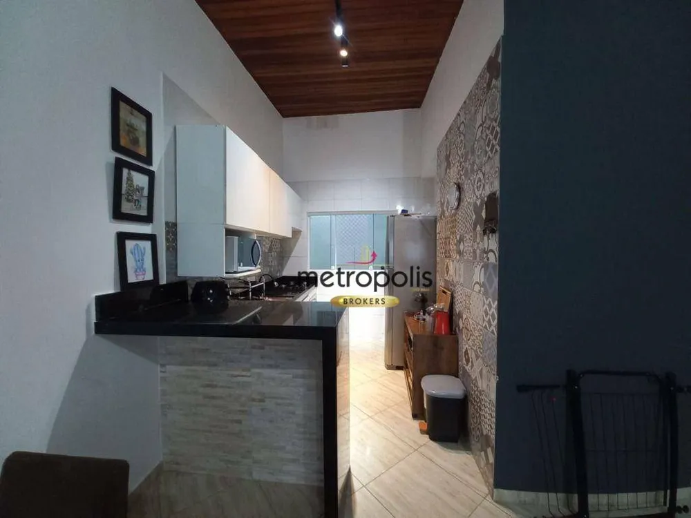 Sobrado, 3 quartos, 227 m² - Foto 2