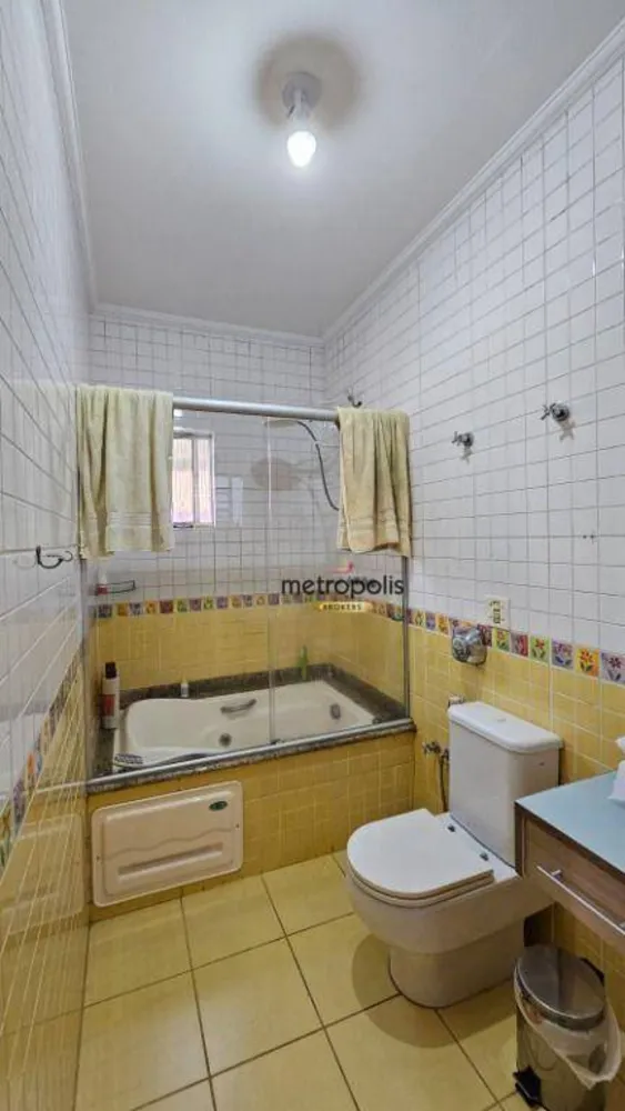 Sobrado, 4 quartos, 209 m² - Foto 1