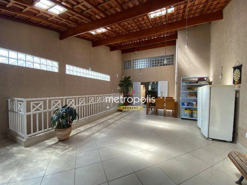 Sobrado, 8 quartos, 420 m² - Foto 3