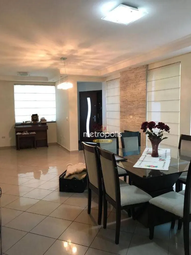 Sobrado, 3 quartos, 200 m² - Foto 1