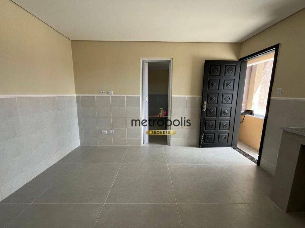 Casa para alugar com 1 quarto, 30m² - Foto 2