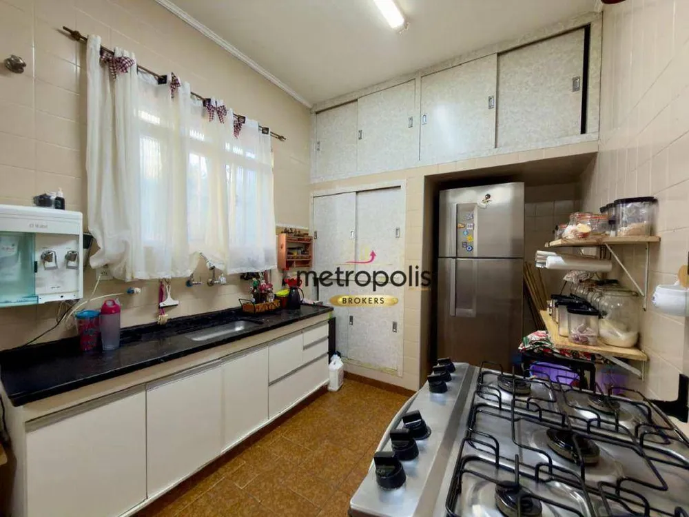 Casa, 3 quartos, 240 m² - Foto 2
