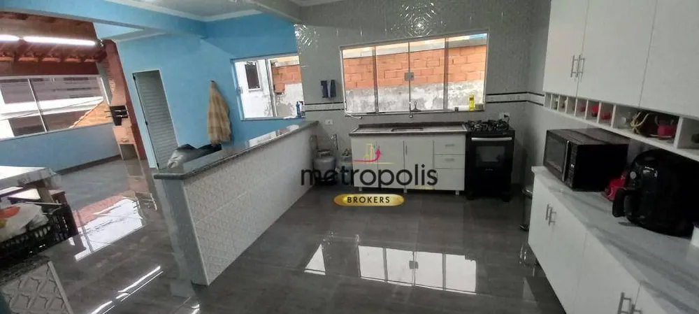 Sobrado, 3 quartos, 206 m² - Foto 2