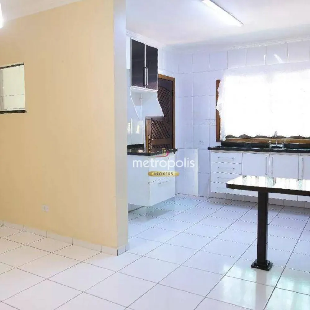 Sobrado, 3 quartos, 198 m² - Foto 2