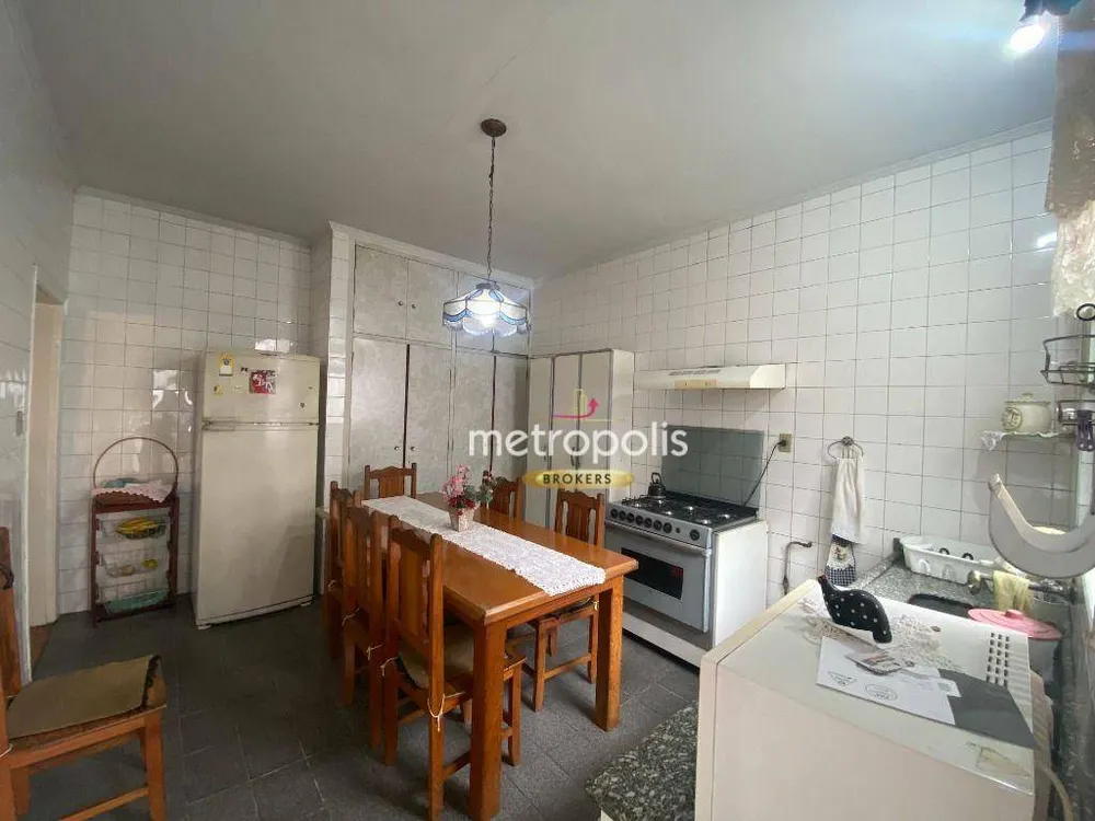 Casa, 3 quartos, 250 m² - Foto 2