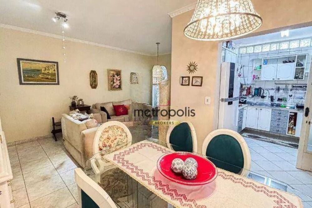 Casa, 3 quartos, 207 m² - Foto 1