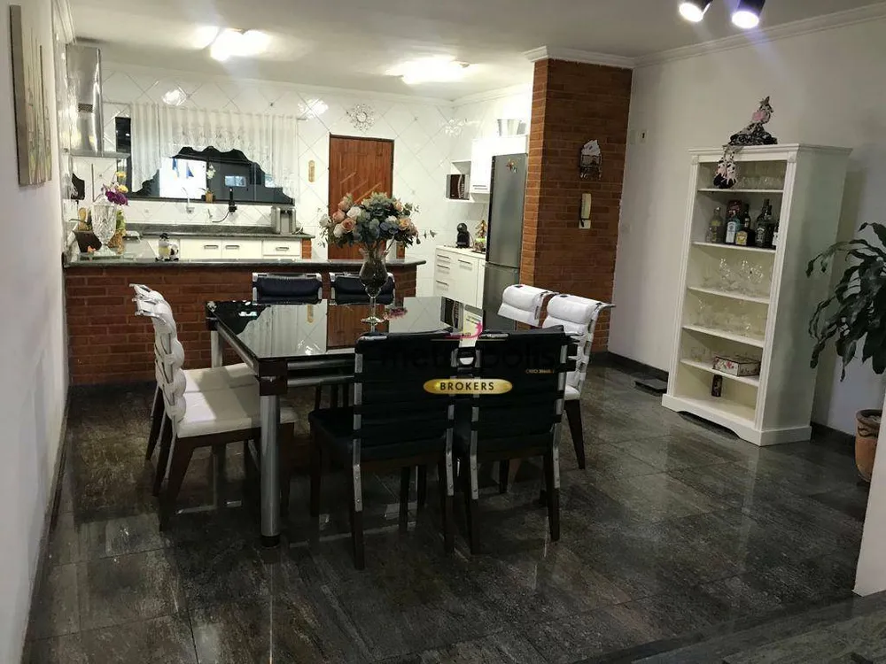 Sobrado, 3 quartos, 208 m² - Foto 4