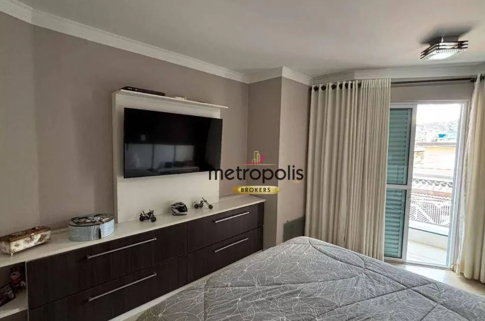 Sobrado, 3 quartos, 242 m² - Foto 4