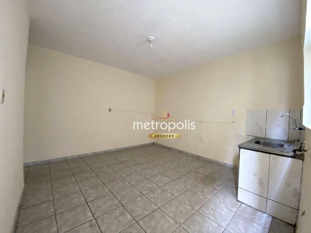 Casa, 1 quarto, 250 m² - Foto 2