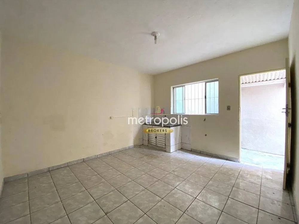 Casa, 1 quarto, 250 m² - Foto 1