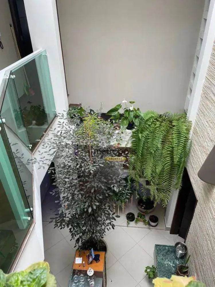 Sobrado, 3 quartos, 256 m² - Foto 2