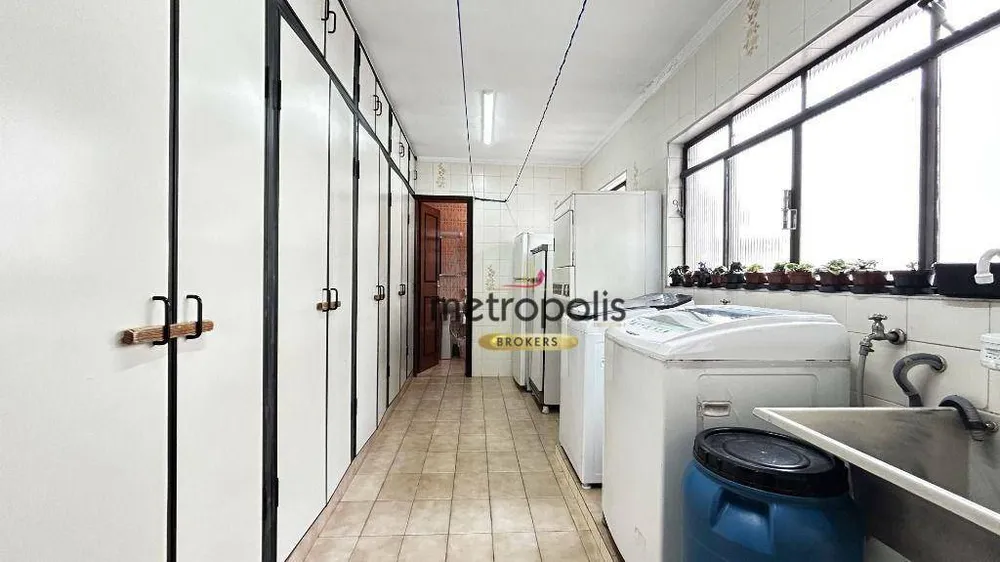 Sobrado, 3 quartos, 287 m² - Foto 2