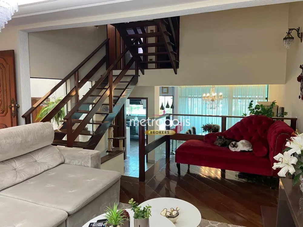 Sobrado, 3 quartos, 292 m² - Foto 1