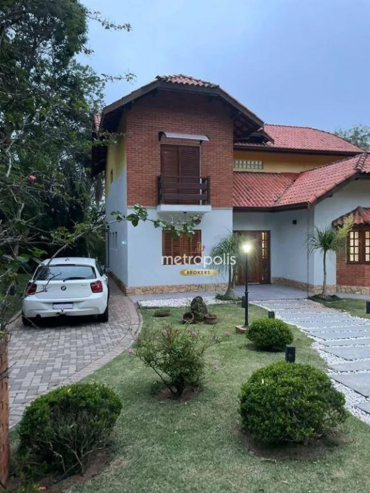 Sobrado, 4 quartos, 250 m² - Foto 1