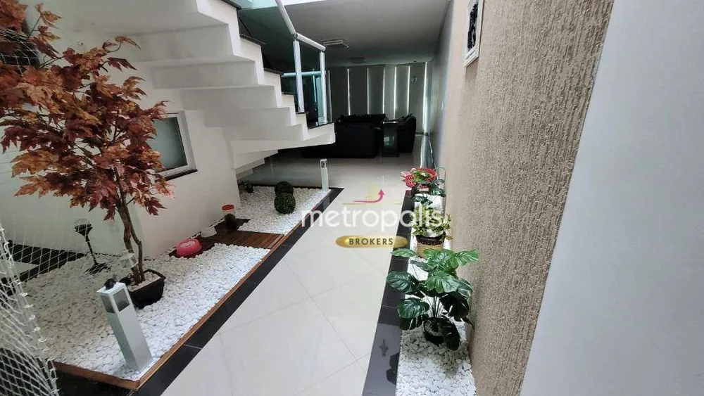 Sobrado, 3 quartos, 253 m² - Foto 4