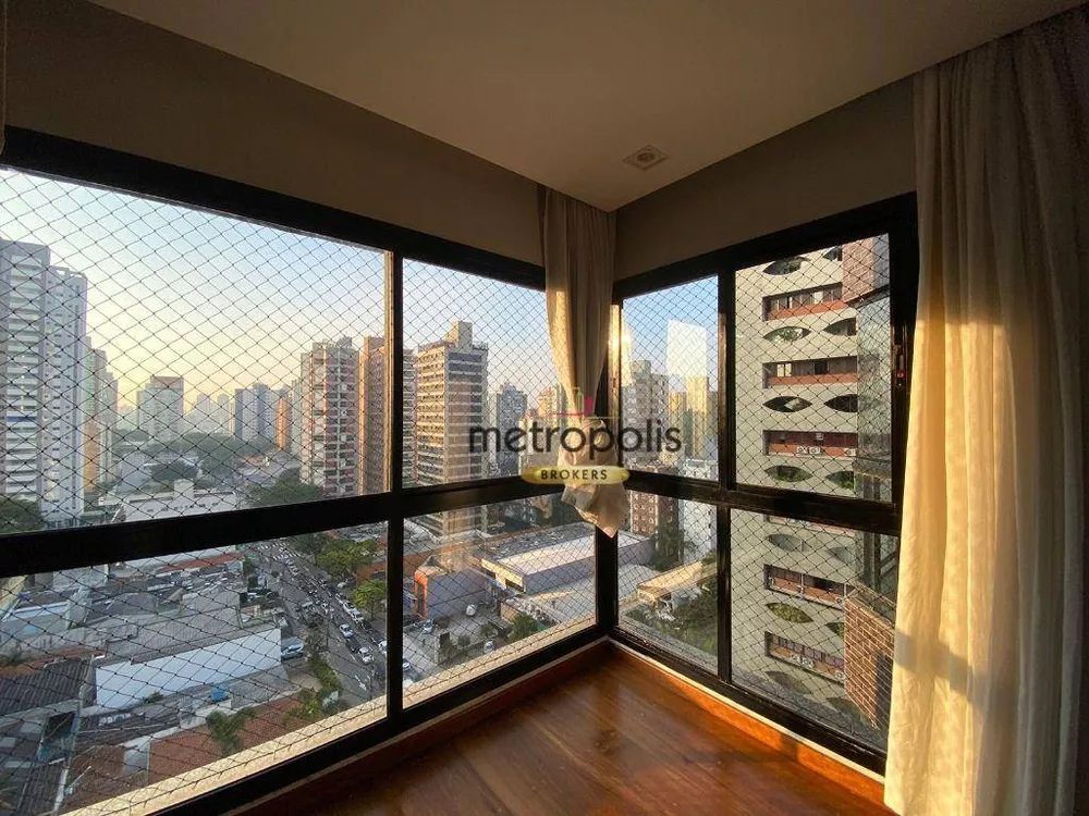 Apartamento à venda com 3 quartos, 196m² - Foto 3