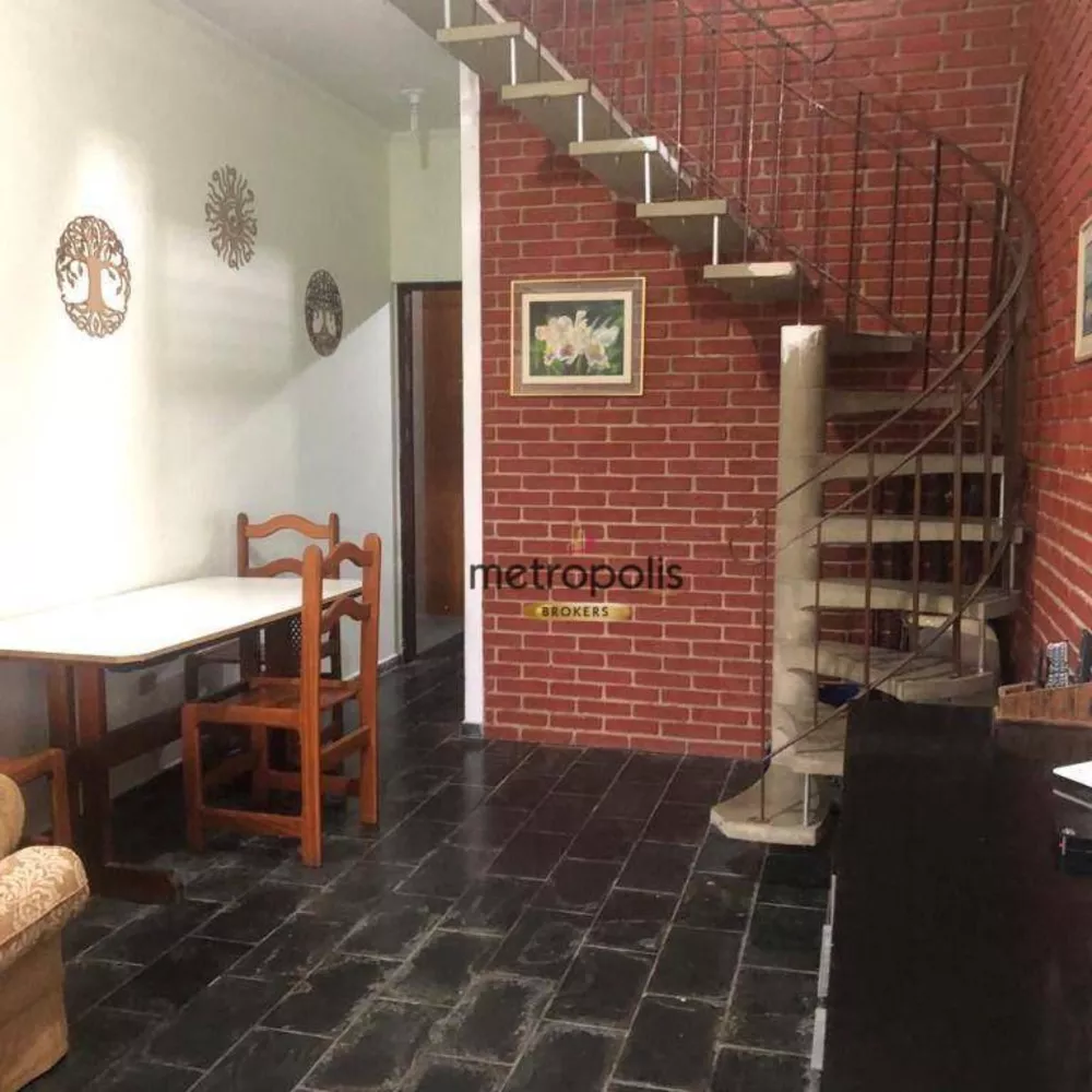 Sobrado à venda com 5 quartos, 185m² - Foto 2