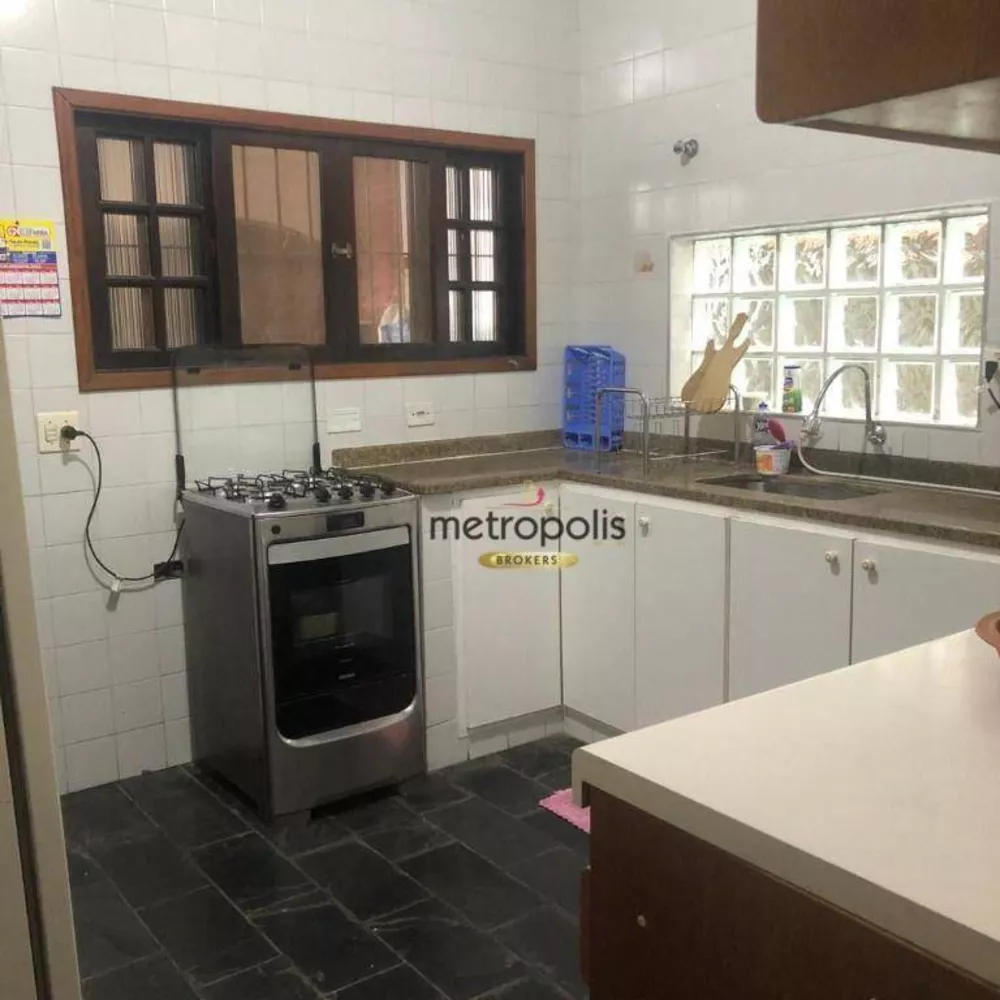 Sobrado à venda com 5 quartos, 185m² - Foto 4