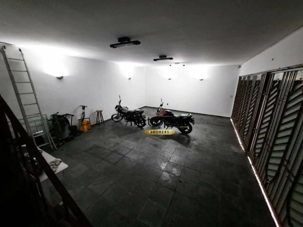 Sobrado, 3 quartos, 400 m² - Foto 1