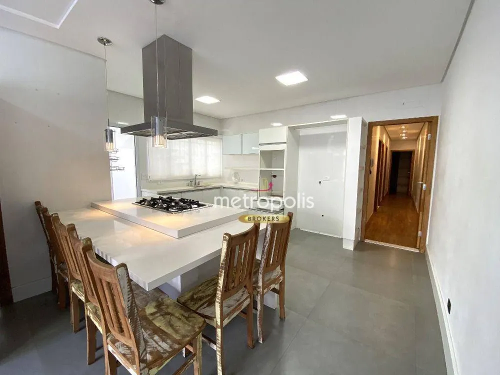 Casa, 3 quartos, 236 m² - Foto 1