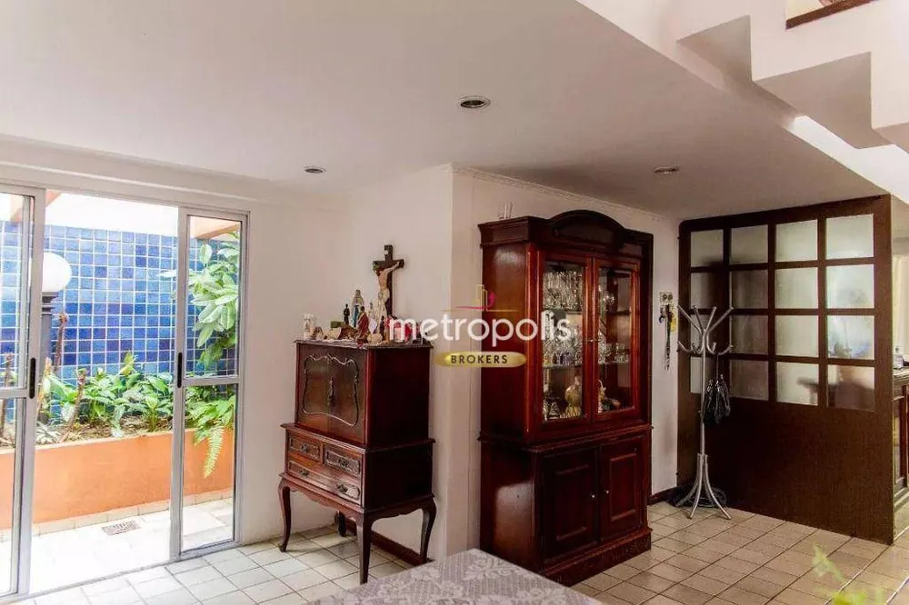 Sobrado, 5 quartos, 443 m² - Foto 1