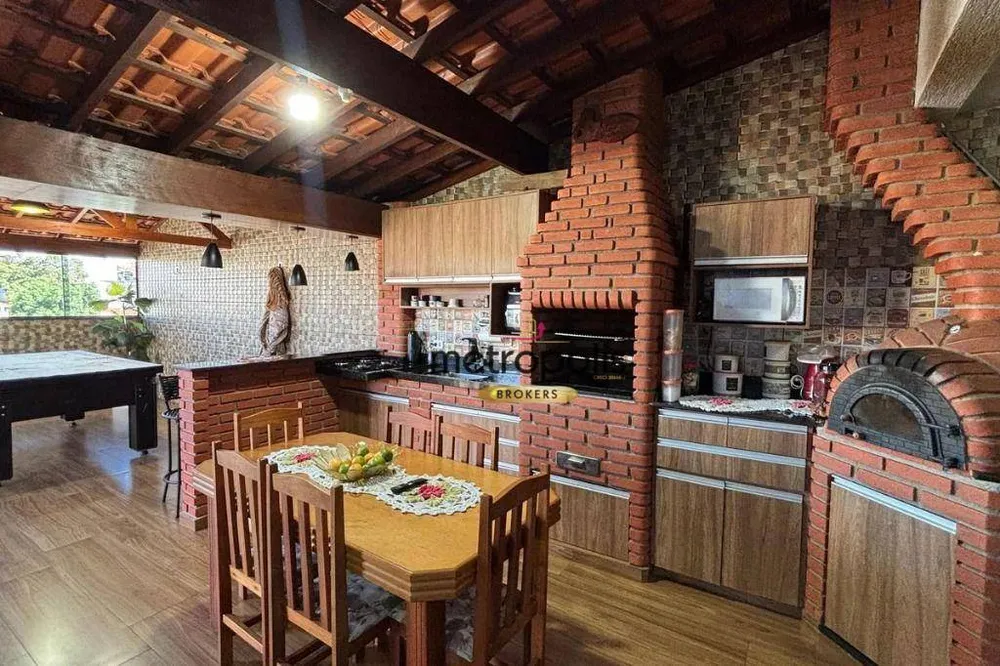 Cobertura, 3 quartos, 177 m² - Foto 1