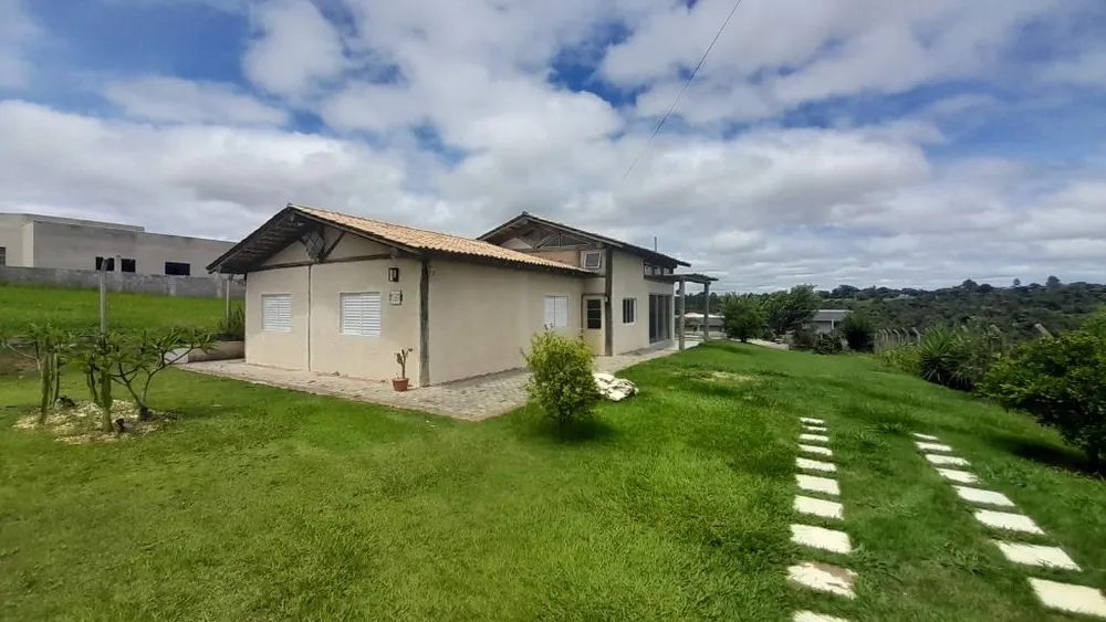 Chácara, 3 quartos, 1000 m² - Foto 1
