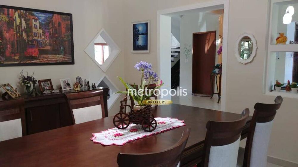 Sobrado à venda com 4 quartos, 288m² - Foto 2