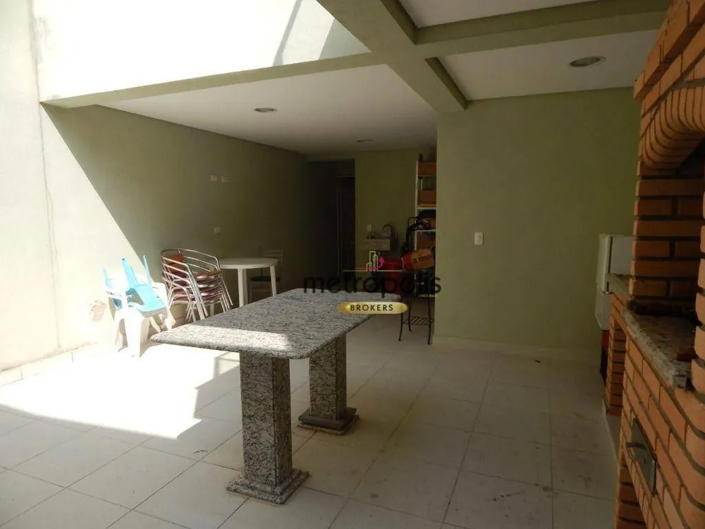 Sobrado, 3 quartos, 245 m² - Foto 2