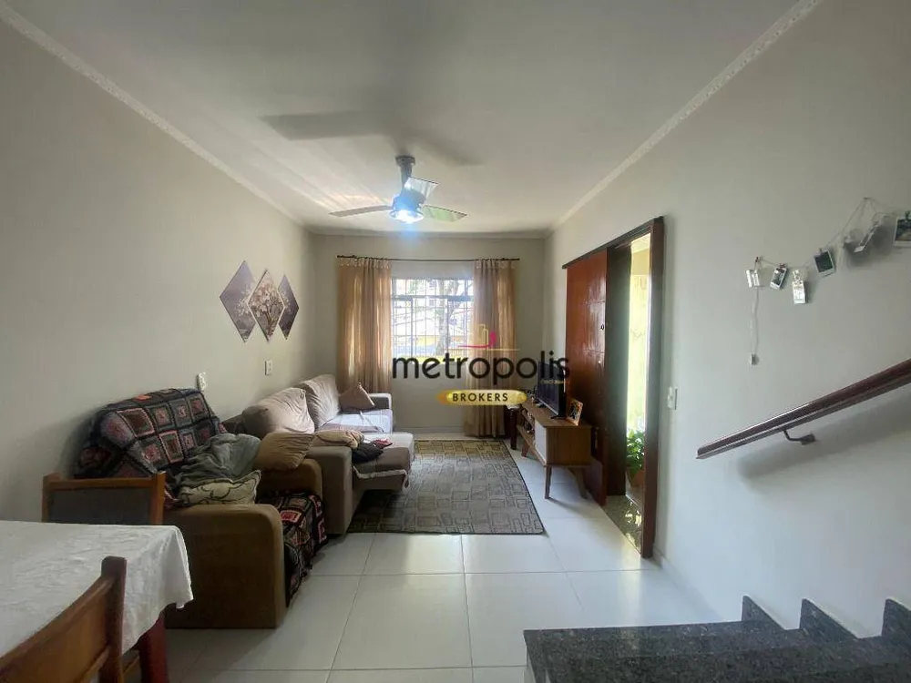 Sobrado, 3 quartos, 237 m² - Foto 1