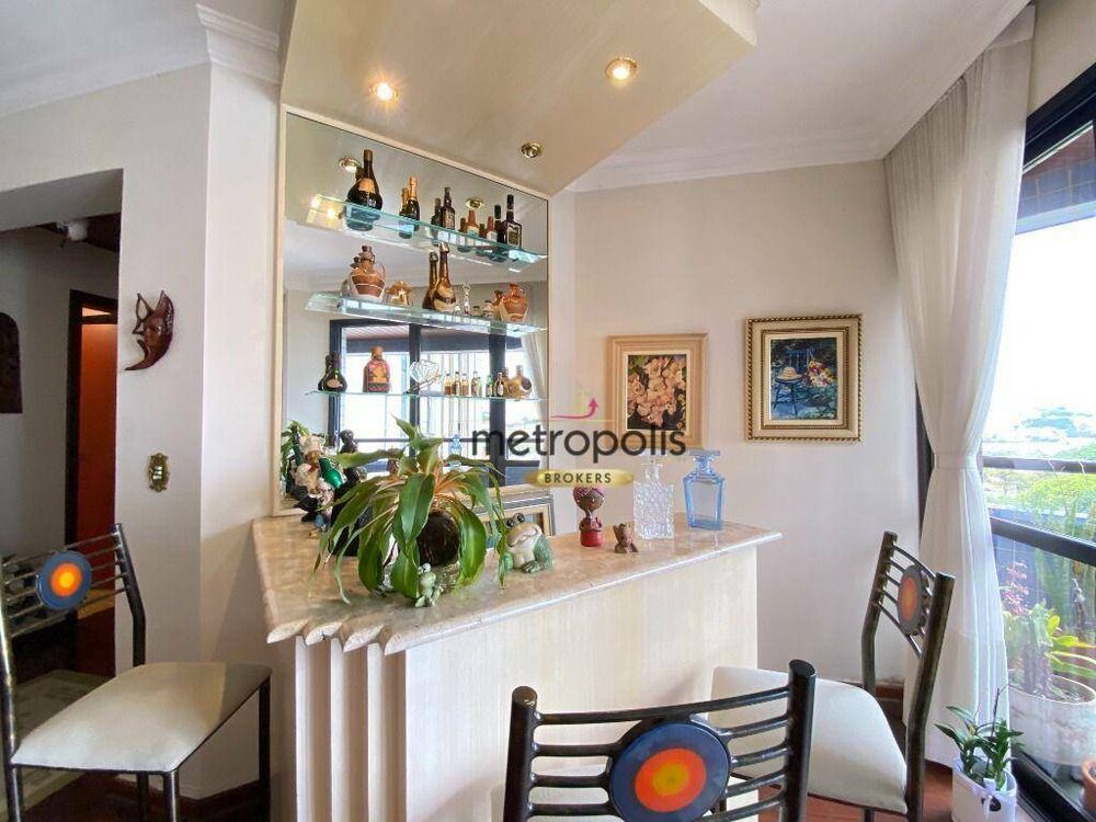 Apartamento à venda com 4 quartos, 207m² - Foto 9