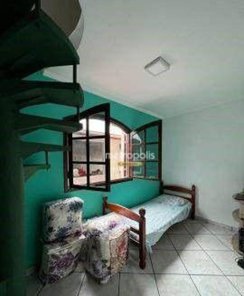 Casa à venda com 4 quartos, 158m² - Foto 4
