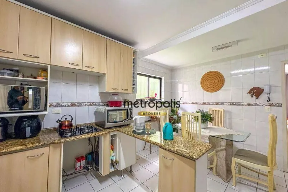 Sobrado, 2 quartos, 175 m² - Foto 1