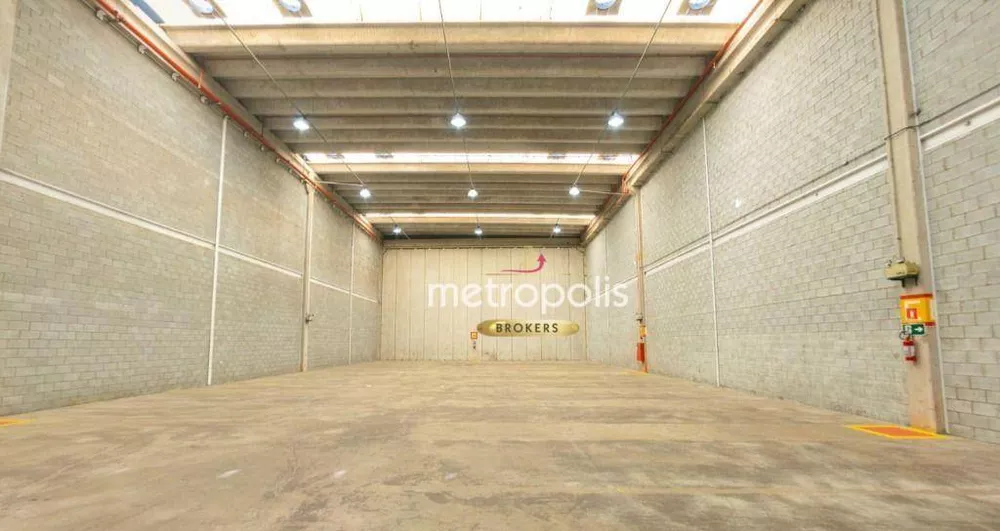 Depósito-Galpão-Armazém para alugar, 1350m² - Foto 2