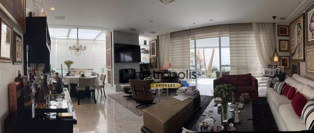 Sobrado à venda com 4 quartos, 212m² - Foto 2