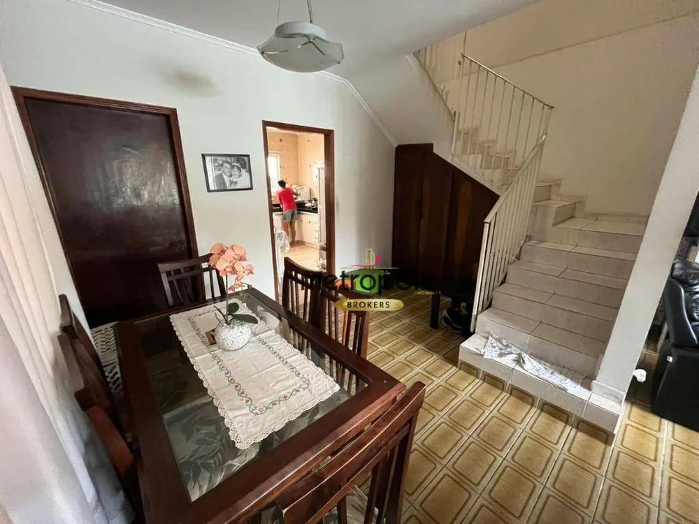 Sobrado, 3 quartos, 241 m² - Foto 3