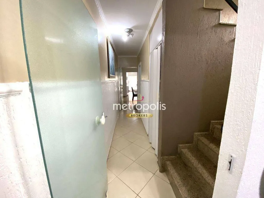 Sobrado, 3 quartos, 241 m² - Foto 1