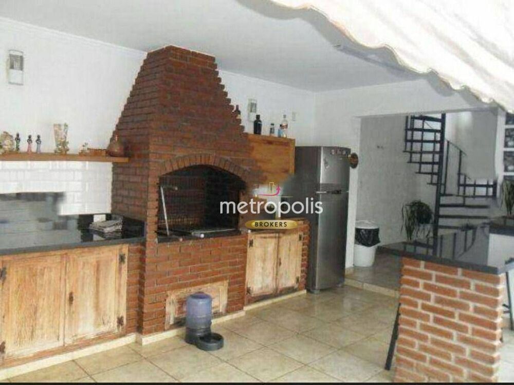 Casa, 3 quartos, 329 m² - Foto 1