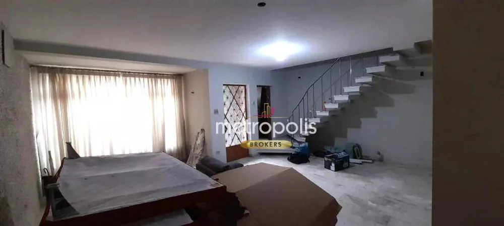 Casa à venda com 4 quartos, 190m² - Foto 1