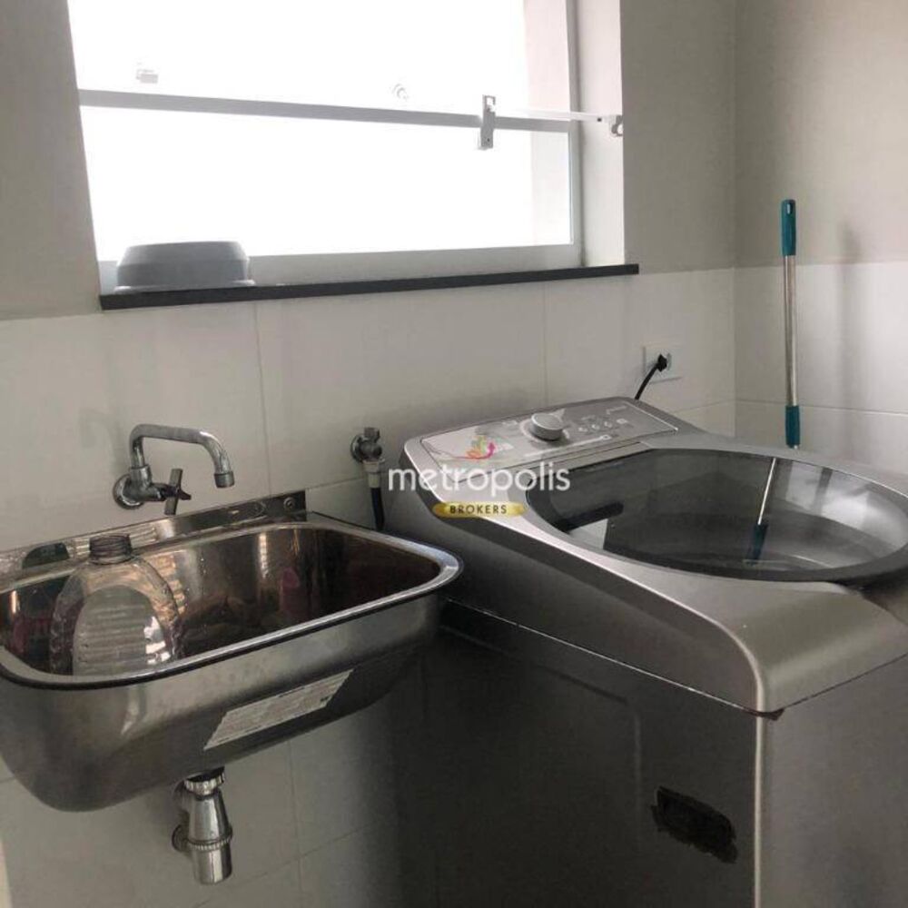 Casa à venda com 3 quartos, 296m² - Foto 4
