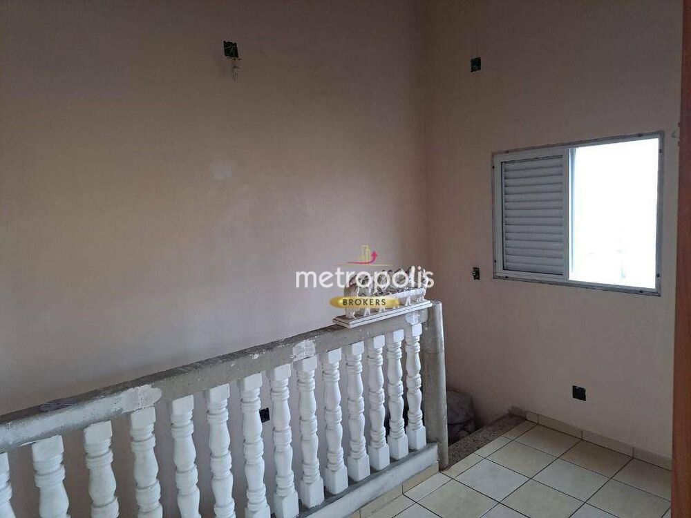 Sobrado à venda com 2 quartos, 220m² - Foto 8